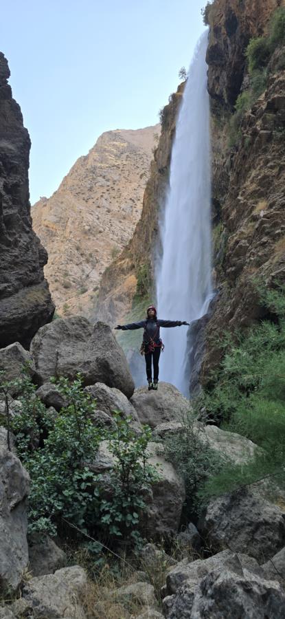 تنگ زندان